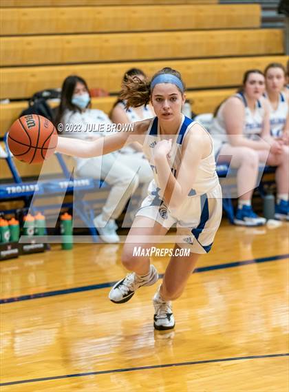 Thumbnail 1 in North Central @ Indianapolis Bishop Chatard photogallery.