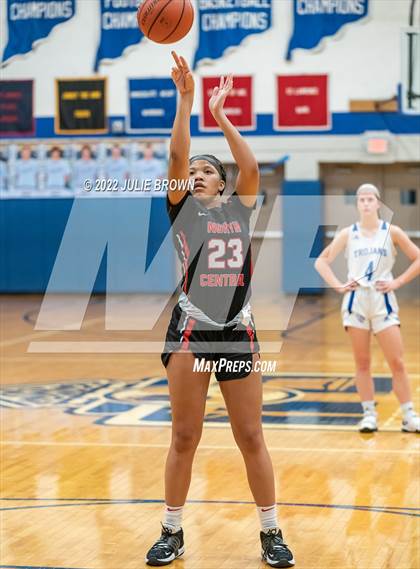 Thumbnail 1 in North Central @ Indianapolis Bishop Chatard photogallery.