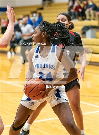 Thumbnail 1 in North Central @ Indianapolis Bishop Chatard photogallery.