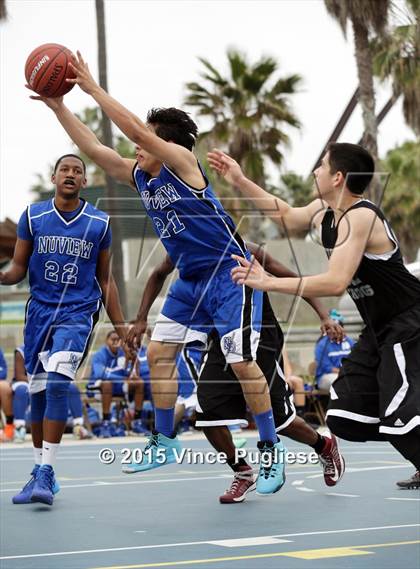 Thumbnail 2 in Ribet Academy vs. Nuview Bridge (Venice Beach) photogallery.