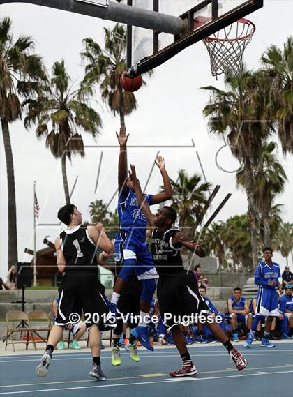 Thumbnail 3 in Ribet Academy vs. Nuview Bridge (Venice Beach) photogallery.