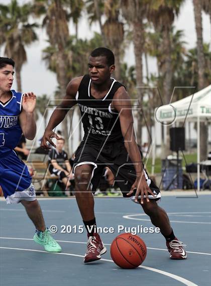 Thumbnail 2 in Ribet Academy vs. Nuview Bridge (Venice Beach) photogallery.