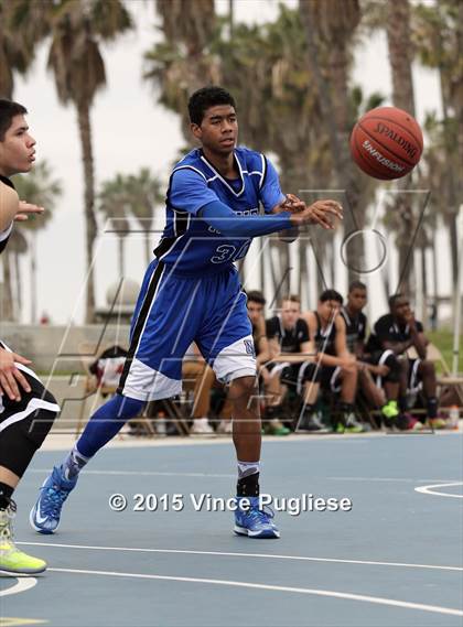 Thumbnail 1 in Ribet Academy vs. Nuview Bridge (Venice Beach) photogallery.