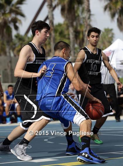 Thumbnail 3 in Ribet Academy vs. Nuview Bridge (Venice Beach) photogallery.