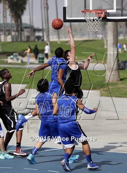 Thumbnail 3 in Ribet Academy vs. Nuview Bridge (Venice Beach) photogallery.