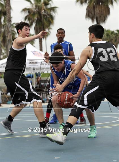 Thumbnail 1 in Ribet Academy vs. Nuview Bridge (Venice Beach) photogallery.