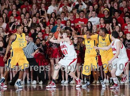 Thumbnail 1 in Pinole Valley @ Redwood (CIF NCS D2 Final) photogallery.