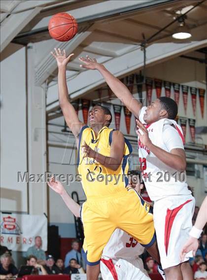 Thumbnail 3 in Pinole Valley @ Redwood (CIF NCS D2 Final) photogallery.