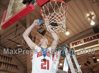 Thumbnail 2 in Pinole Valley @ Redwood (CIF NCS D2 Final) photogallery.