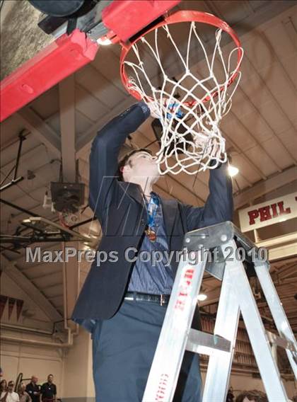 Thumbnail 2 in Pinole Valley @ Redwood (CIF NCS D2 Final) photogallery.