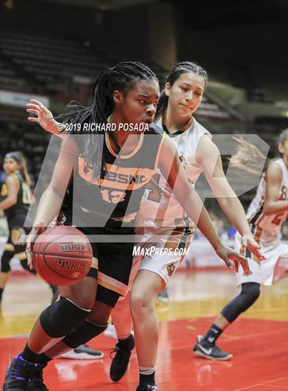 Thumbnail 1 in Selma vs. Fresno (CIF CS D3 Final) photogallery.