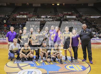 Thumbnail 1 in Selma vs. Fresno (CIF CS D3 Final) photogallery.