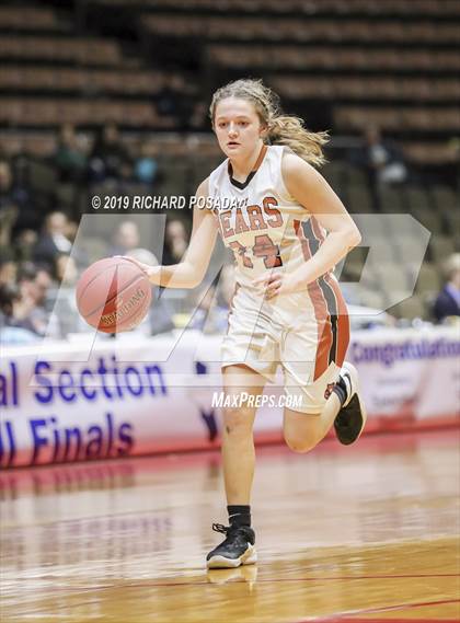 Thumbnail 3 in Selma vs. Fresno (CIF CS D3 Final) photogallery.