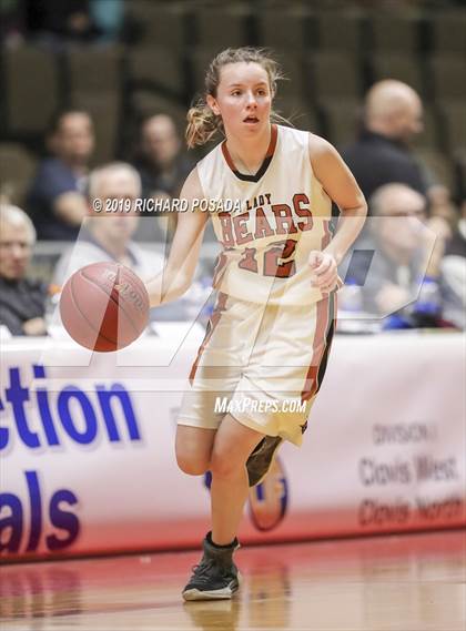 Thumbnail 2 in Selma vs. Fresno (CIF CS D3 Final) photogallery.