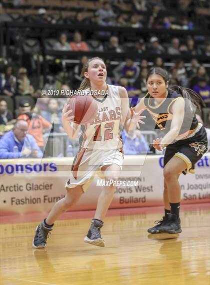 Thumbnail 3 in Selma vs. Fresno (CIF CS D3 Final) photogallery.