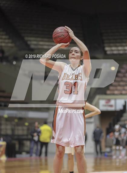 Thumbnail 1 in Selma vs. Fresno (CIF CS D3 Final) photogallery.
