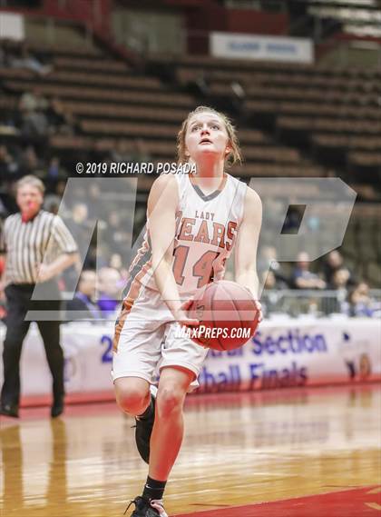 Thumbnail 2 in Selma vs. Fresno (CIF CS D3 Final) photogallery.