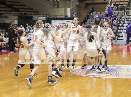 Thumbnail 1 in Selma vs. Fresno (CIF CS D3 Final) photogallery.