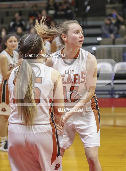 Thumbnail 2 in Selma vs. Fresno (CIF CS D3 Final) photogallery.