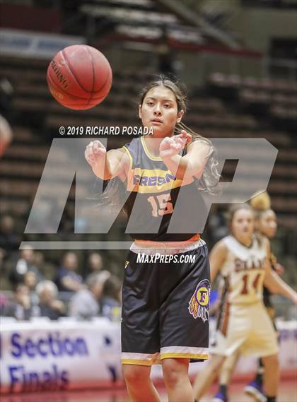 Thumbnail 1 in Selma vs. Fresno (CIF CS D3 Final) photogallery.