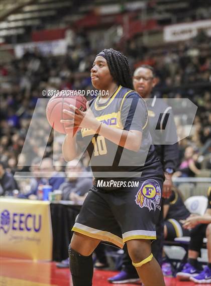 Thumbnail 3 in Selma vs. Fresno (CIF CS D3 Final) photogallery.