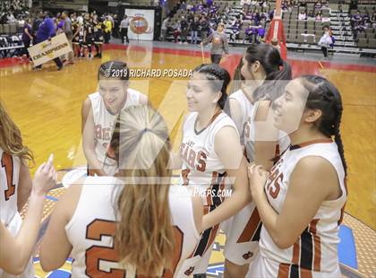 Thumbnail 2 in Selma vs. Fresno (CIF CS D3 Final) photogallery.