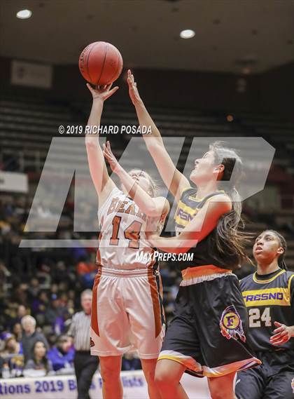 Thumbnail 1 in Selma vs. Fresno (CIF CS D3 Final) photogallery.