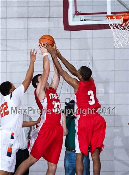 Thumbnail 1 in Seven Lakes vs Fort Bend Travis (UIL 5A Regional Semi-Final) photogallery.