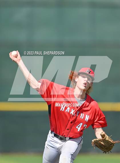 Thumbnail 3 in Haxtun vs. Akron  (CHSAA 1A State - Semifinal)  photogallery.