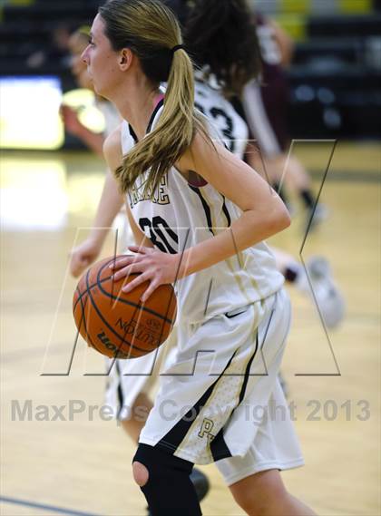 Thumbnail 2 in Golden @ Prairie View (Thunder Hawk Hoops Festival) photogallery.