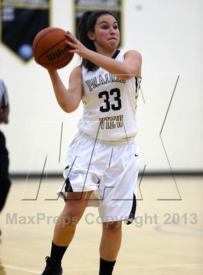 Thumbnail 1 in Golden @ Prairie View (Thunder Hawk Hoops Festival) photogallery.