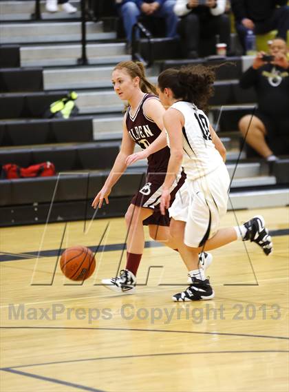 Thumbnail 1 in Golden @ Prairie View (Thunder Hawk Hoops Festival) photogallery.