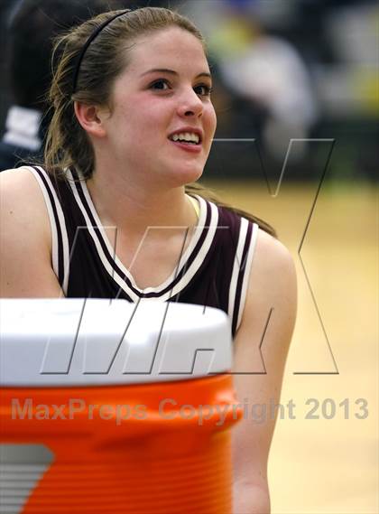 Thumbnail 2 in Golden @ Prairie View (Thunder Hawk Hoops Festival) photogallery.