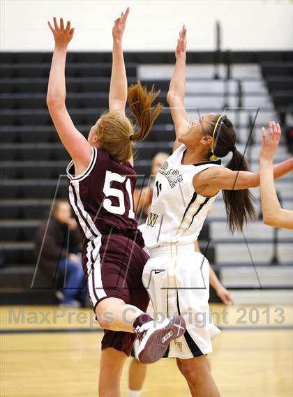 Thumbnail 1 in Golden @ Prairie View (Thunder Hawk Hoops Festival) photogallery.