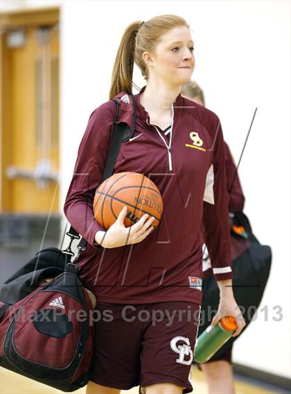 Thumbnail 1 in Golden @ Prairie View (Thunder Hawk Hoops Festival) photogallery.
