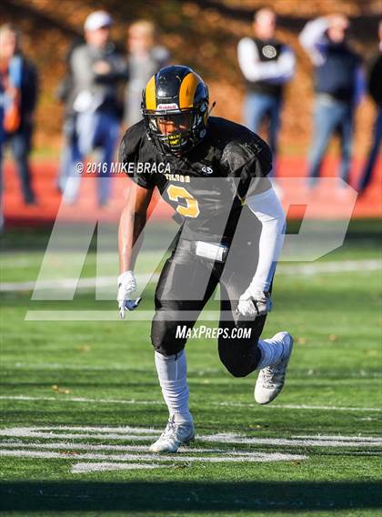 Thumbnail 2 in King vs. Tilton School (NEPSAC Sean Brennan Bowl) photogallery.