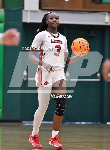 Thumbnail 3 in La Jolla Country Day vs. McClatchy (St. Mary's MLK Showcase) photogallery.