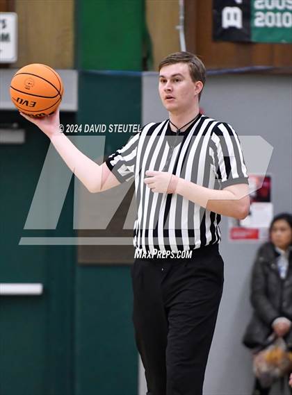 Thumbnail 2 in La Jolla Country Day vs. McClatchy (St. Mary's MLK Showcase) photogallery.