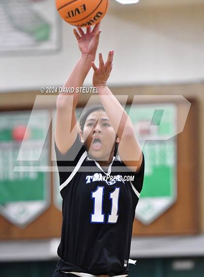 Thumbnail 2 in La Jolla Country Day vs. McClatchy (St. Mary's MLK Showcase) photogallery.
