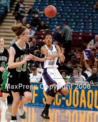Thumbnail 3 in El Camino vs. Sacramento (SJS D3 Final) photogallery.