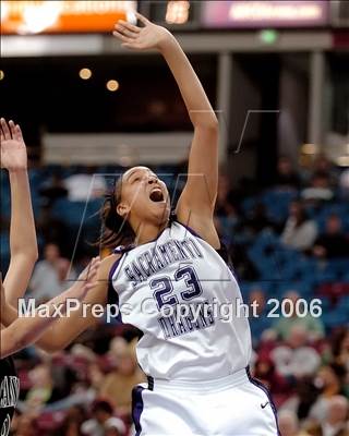 Thumbnail 1 in El Camino vs. Sacramento (SJS D3 Final) photogallery.