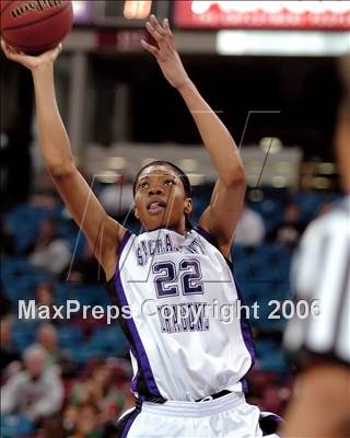 Thumbnail 2 in El Camino vs. Sacramento (SJS D3 Final) photogallery.