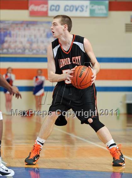 Thumbnail 1 in Lenoir City @ William Blount photogallery.