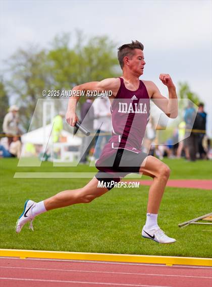 Thumbnail 2 in CHSAA State Championships (4 x 100m Finals) photogallery.