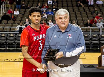 Thumbnail 3 in Holmes vs Covington Catholic (KHSAA 9th Region Final) photogallery.