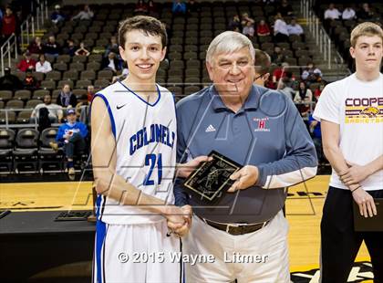 Thumbnail 2 in Holmes vs Covington Catholic (KHSAA 9th Region Final) photogallery.