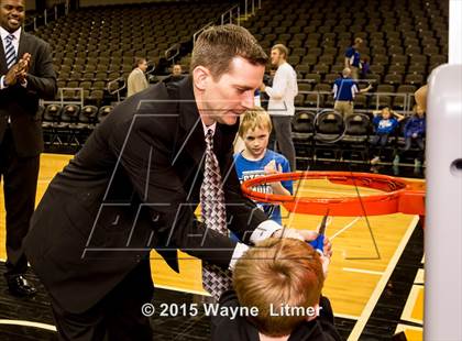 Thumbnail 2 in Holmes vs Covington Catholic (KHSAA 9th Region Final) photogallery.