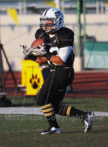Thumbnail 2 in Bosco Tech vs. Fillmore photogallery.