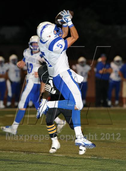 Thumbnail 2 in Bosco Tech vs. Fillmore photogallery.