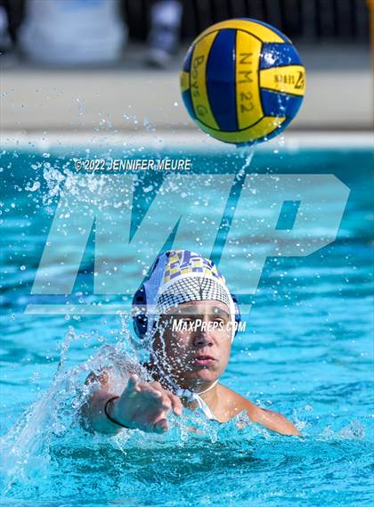 Thumbnail 3 in Alhambra vs. Livermore photogallery.